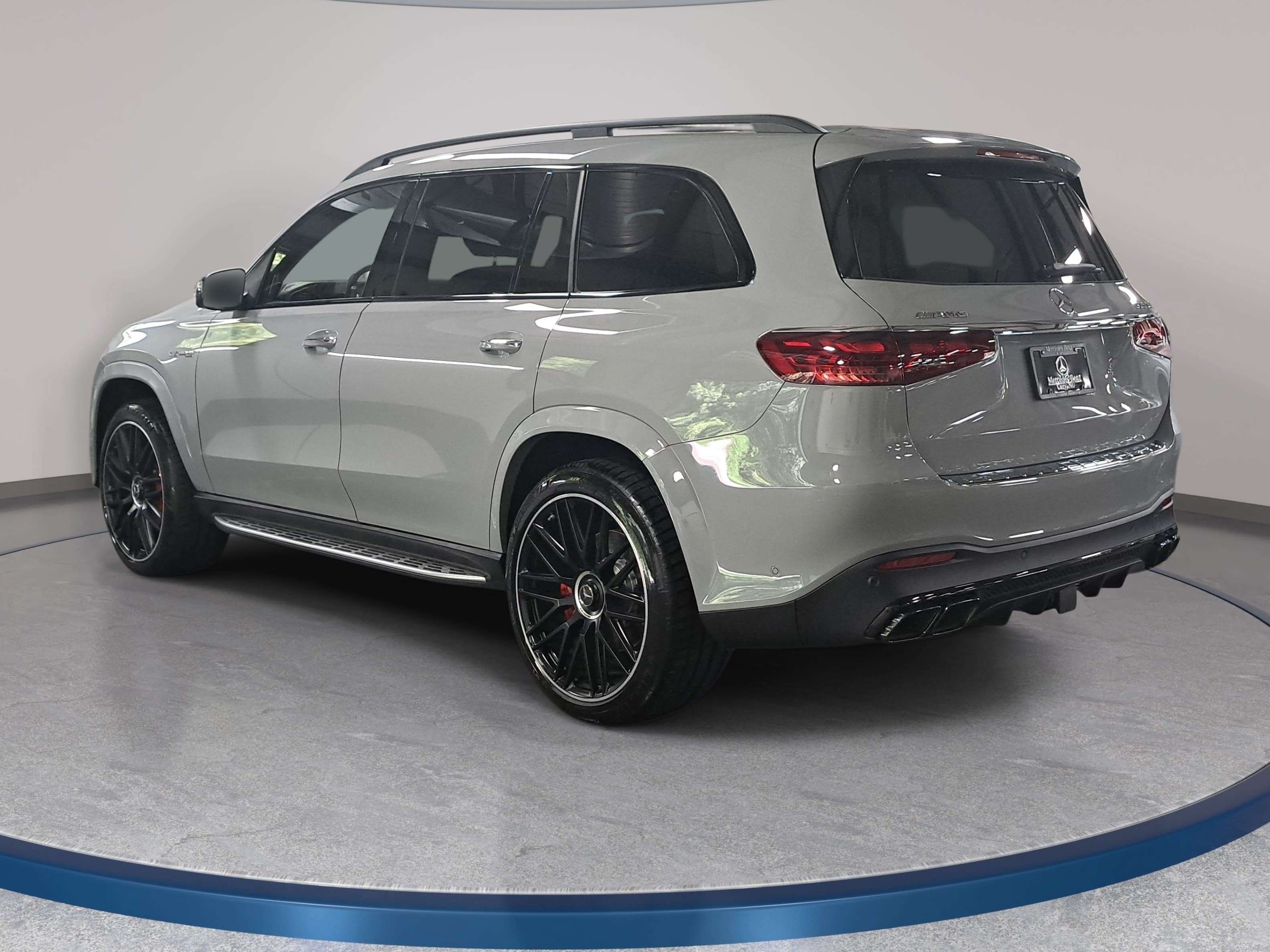 New 2026 Mercedes-Benz GLS 63 AMG 4MATIC image 7