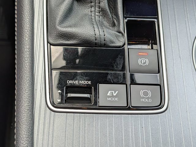 Certified 2026 Toyota Sienna XLE FWD image 15