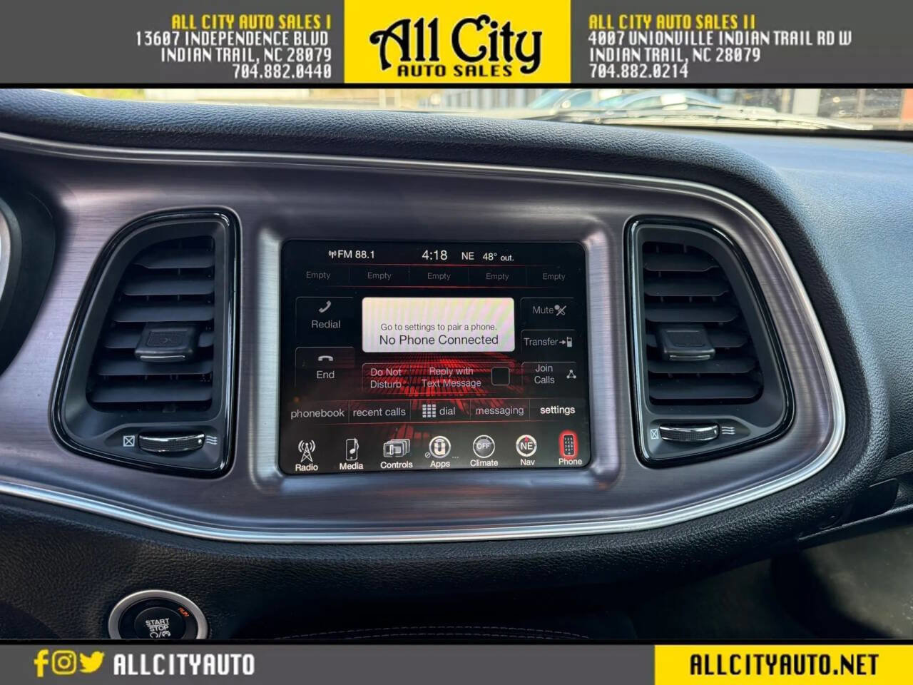 Used 2016 Dodge Challenger SXT w/ Blacktop Package RWD image 22