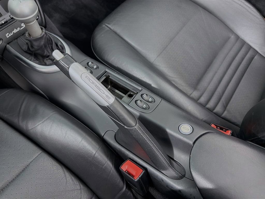 Used 2005 Porsche 911 Turbo AWD/4WD image 24