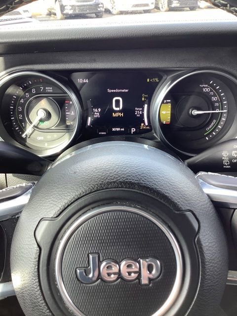 Certified 2021 Jeep Wrangler Unlimited Sahara w/ Cold Weather Group image 13