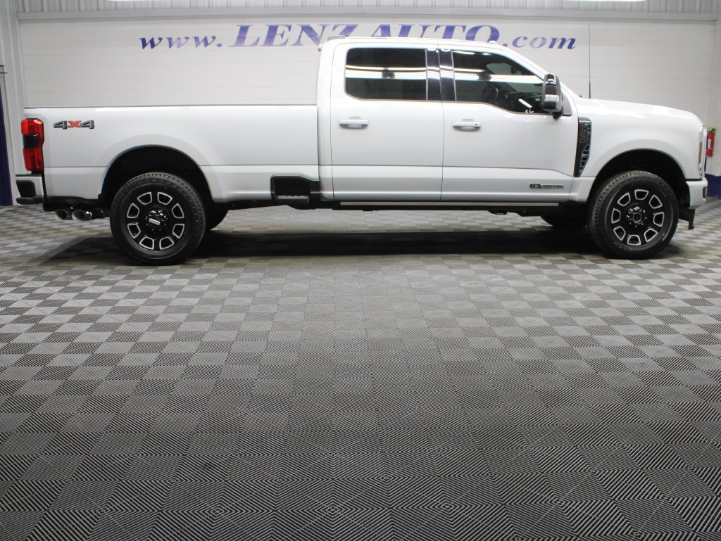 Used 2026 Ford F250 Platinum AWD/4WD image 2