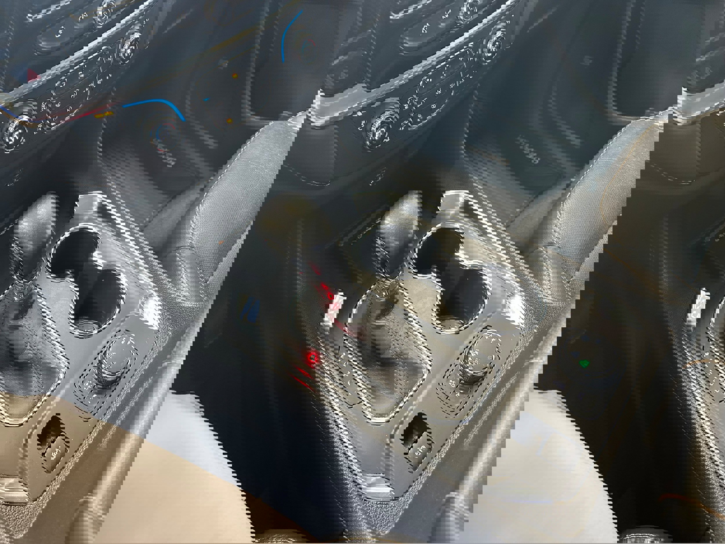 Used 2021 Chevrolet Traverse Premier image 20