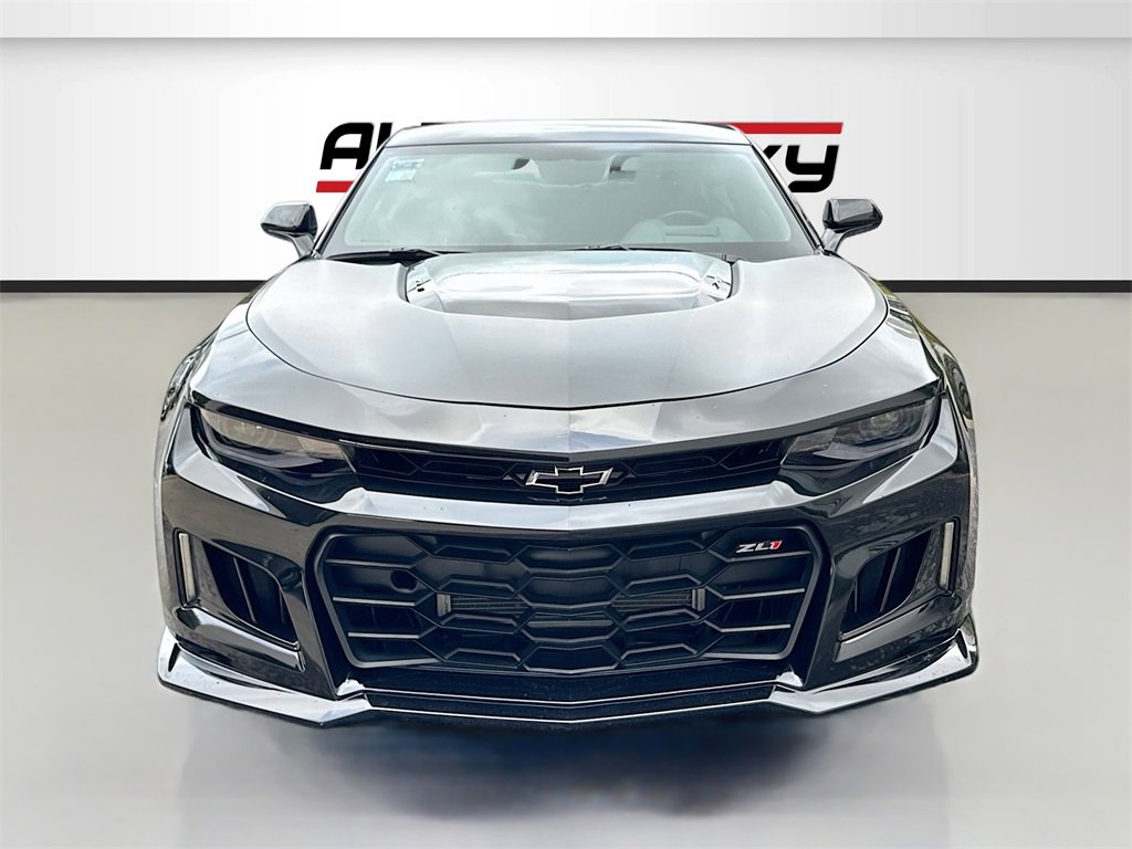 Used 2023 Chevrolet Camaro ZL1 image 2