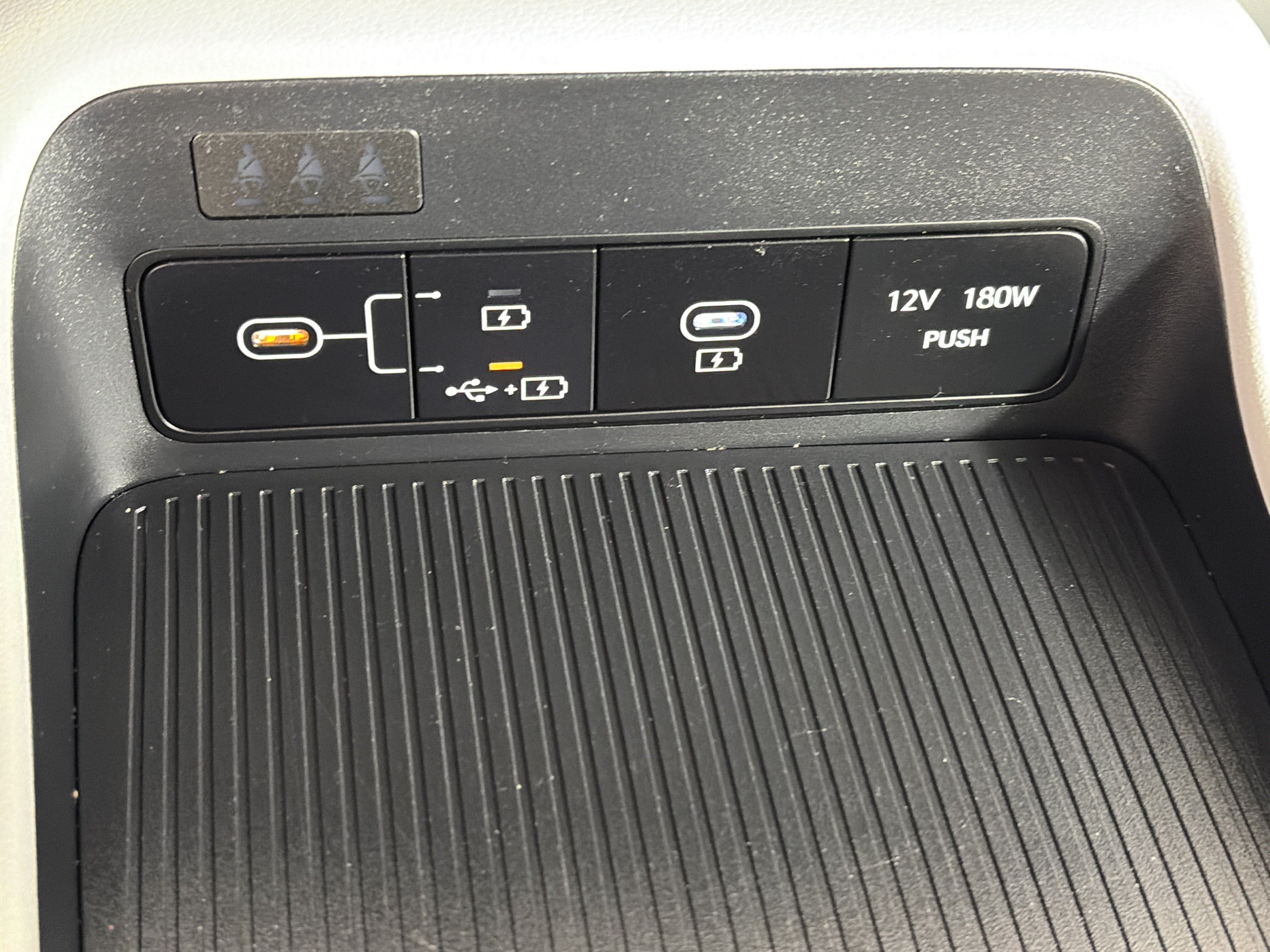 Used 2024 Hyundai Kona SEL AWD/4WD image 20