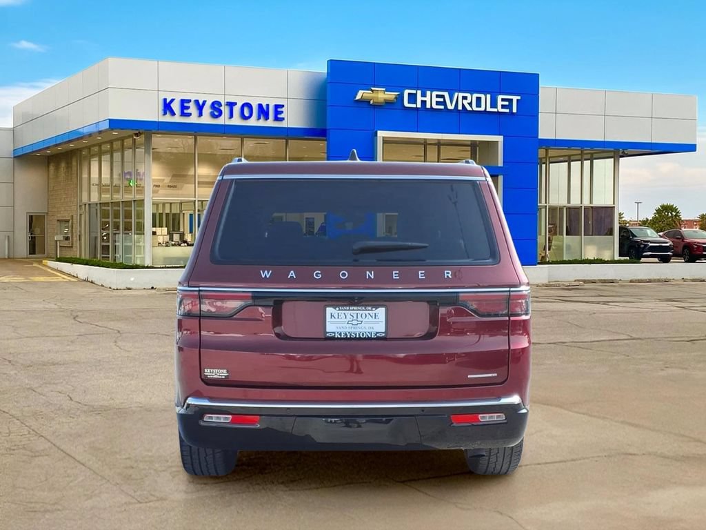 Used 2024 Jeep Wagoneer Series III AWD/4WD image 6