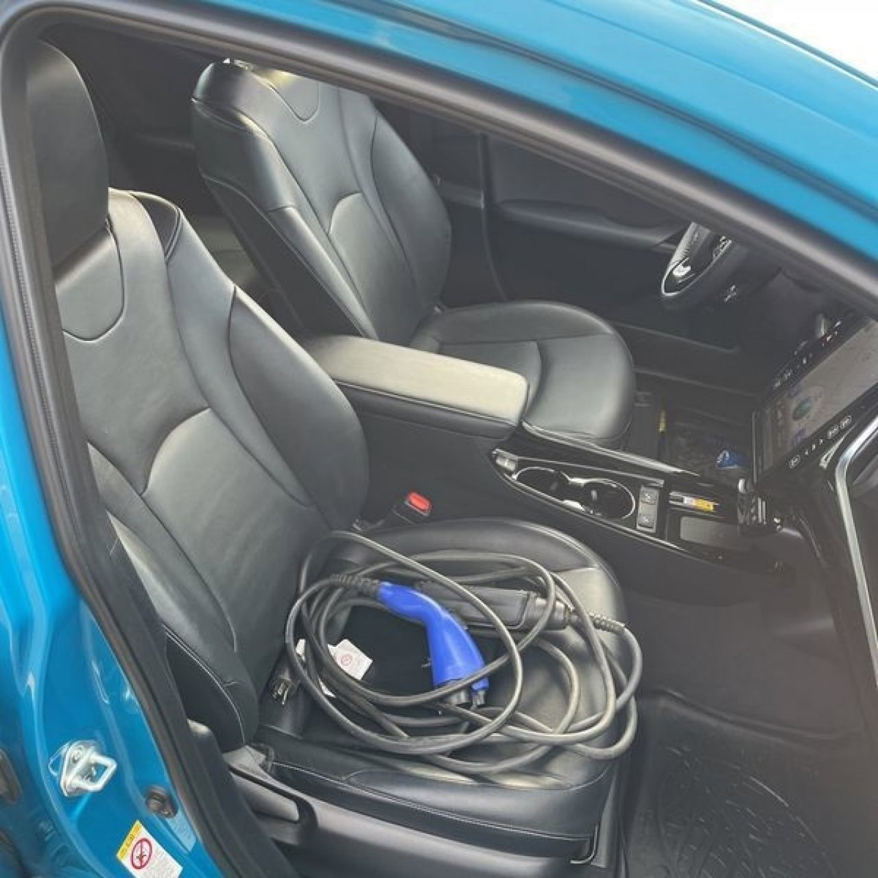 Used 2020 Toyota Prius Prime XLE image 15