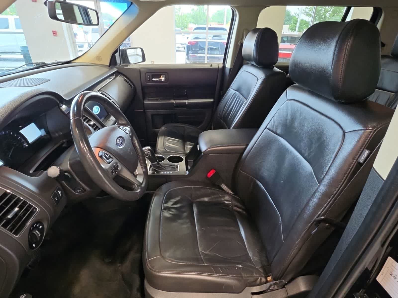 Used 2018 Ford Flex SEL w/ Equipment Group 202A AWD/4WD image 17