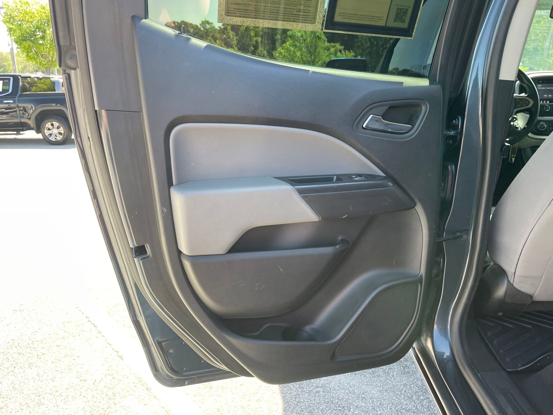 Used 2020 Chevrolet Colorado LT RWD image 20