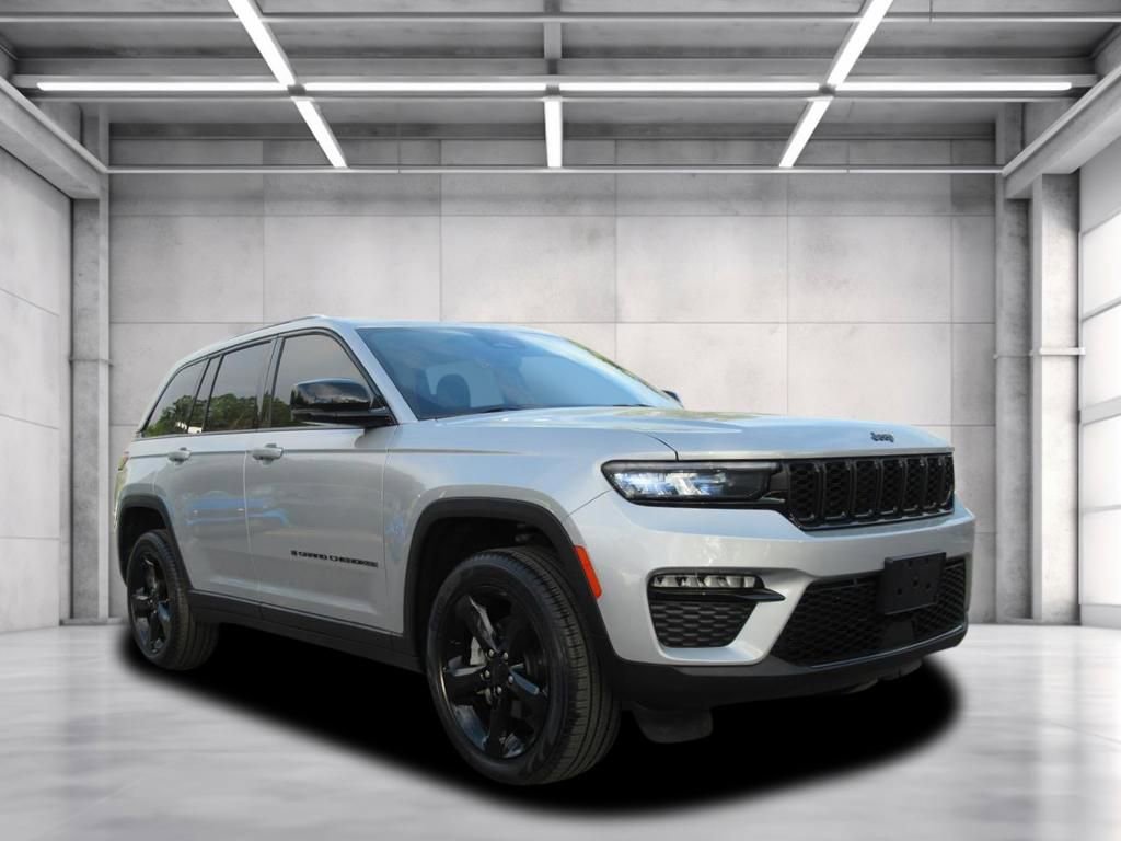 Certified 2024 Jeep Grand Cherokee Limited w/ Black Appearance Package image 1