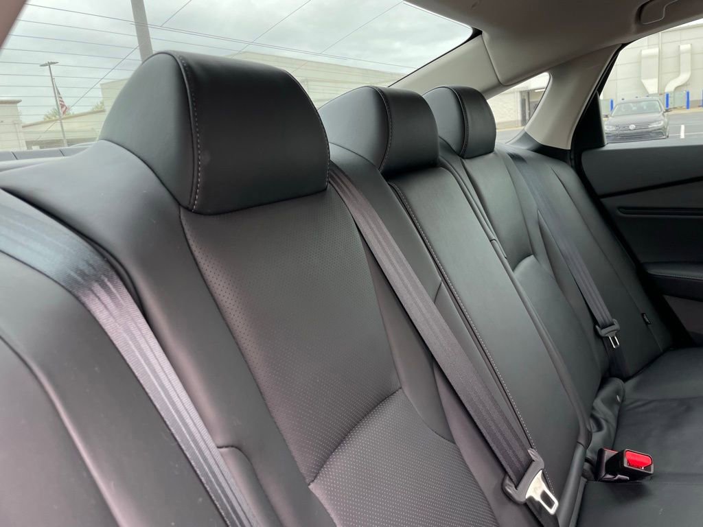 Certified 2025 Honda Accord Touring image 37