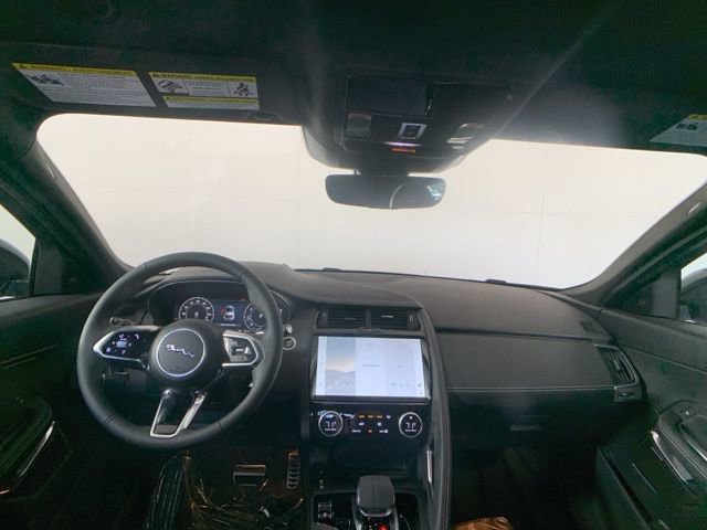 Used 2024 Jaguar E-PACE R-Dynamic SE image 26