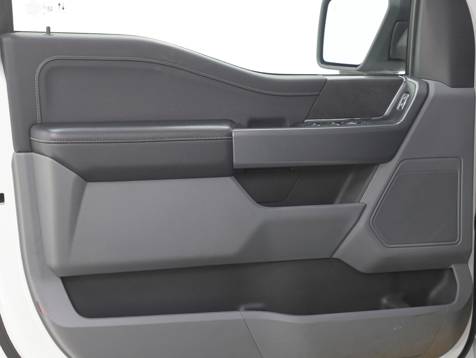 Used 2024 Ford F150 XLT w/ Tow/Haul Package image 21