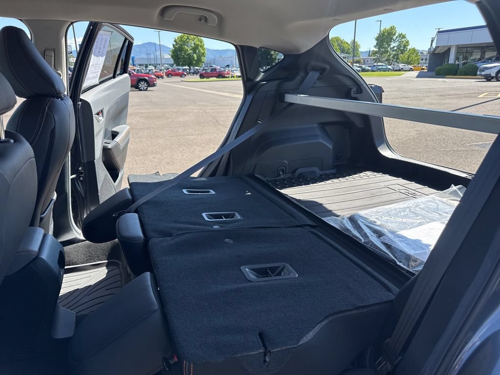 Certified 2024 Subaru Crosstrek 2.5i Limited w/ Crosstrek Mirror Package AWD/4WD image 15