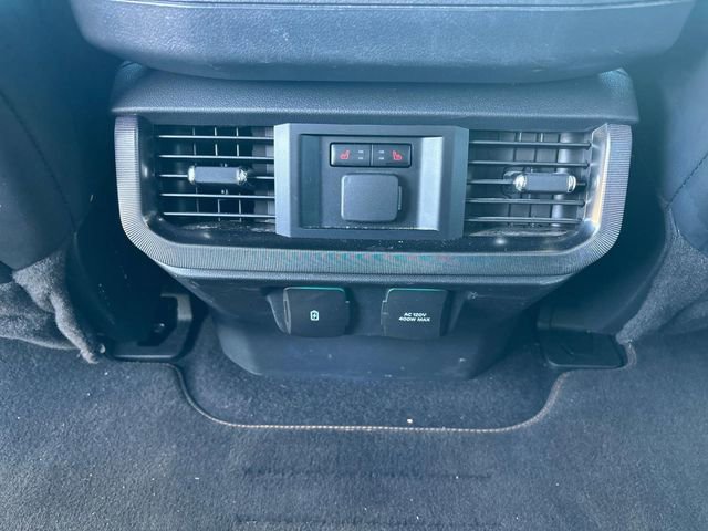 Used 2023 Ford F150 Platinum image 11