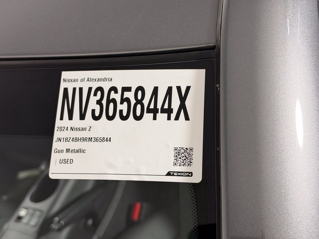 Used 2024 Nissan Z Performance w/ Floor Mat Package RWD image 37
