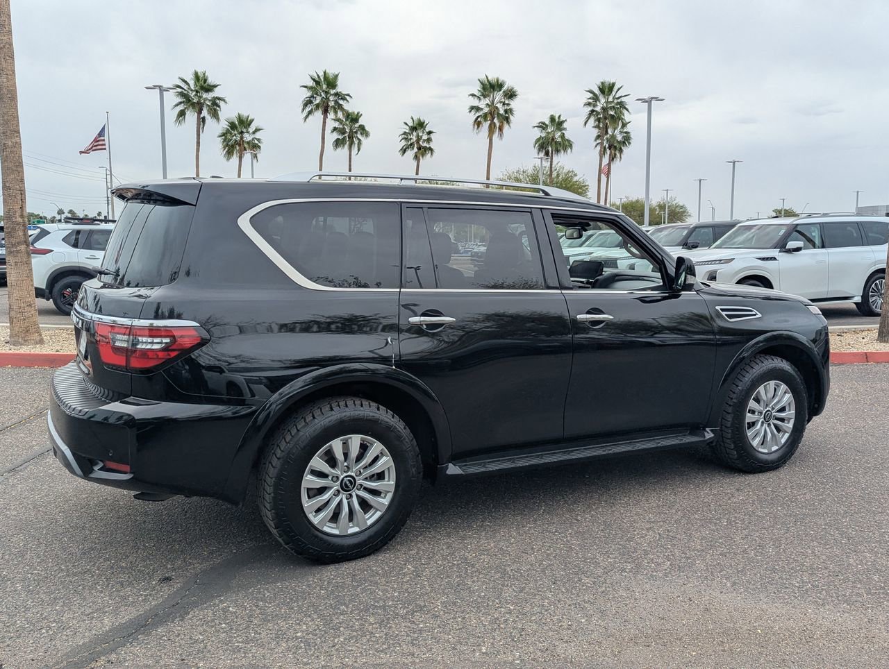 Used 2024 Nissan Armada SV RWD image 6