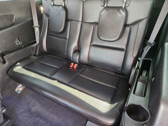 Used 2021 Ford Explorer Limited w/ Equipment Group 301A RWD image 21