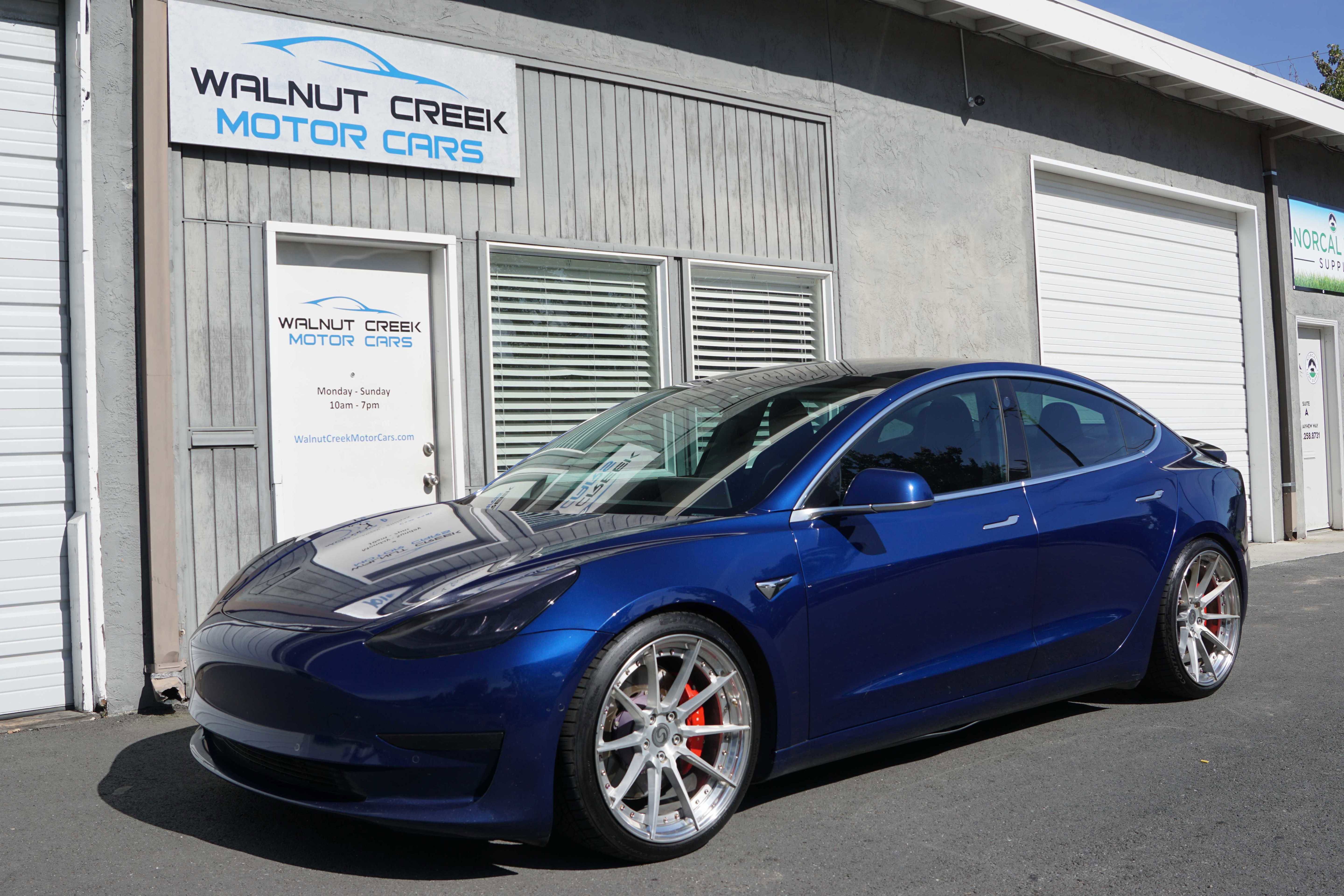 Used 2020 Tesla Model 3 Performance AWD/4WD image 4