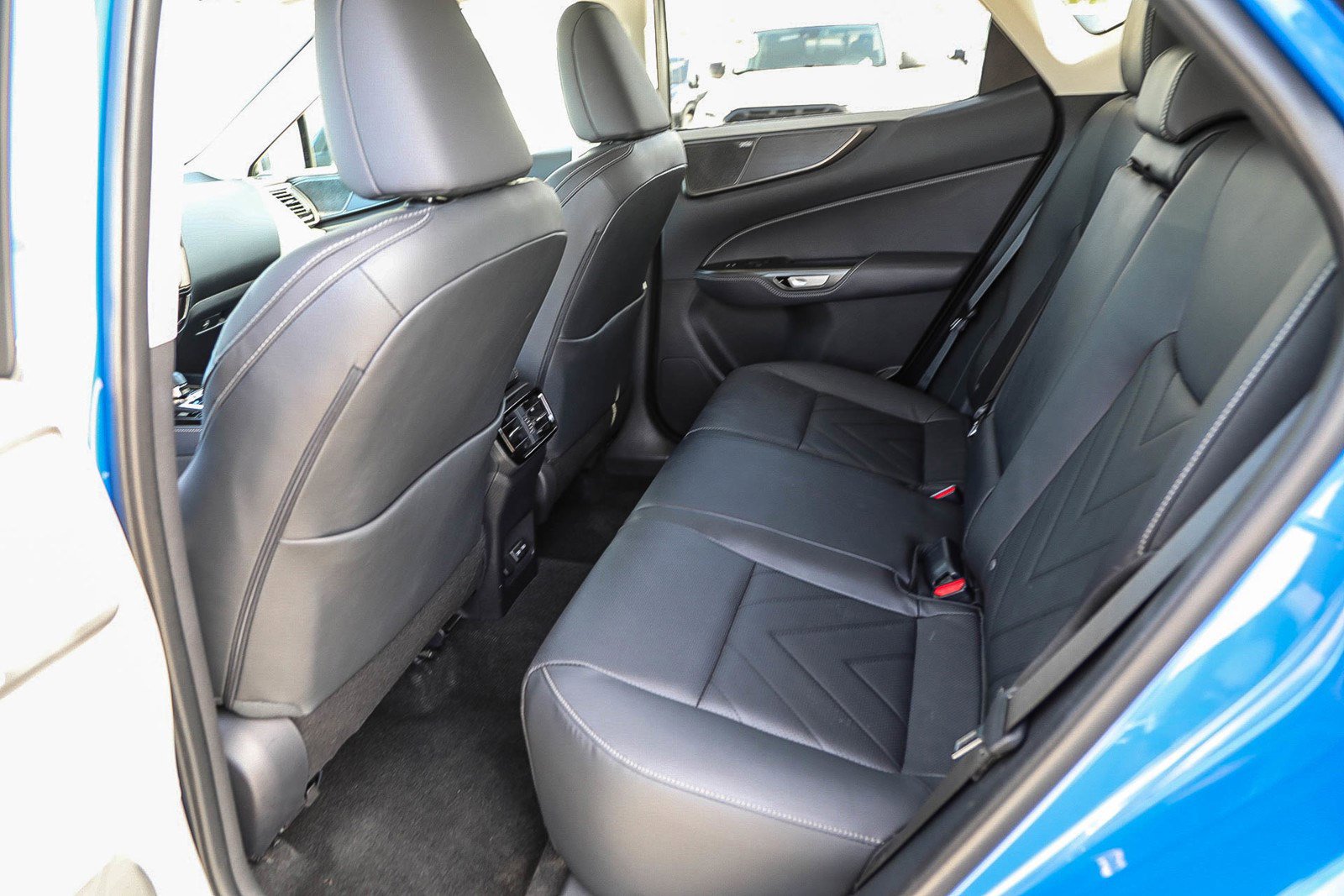 Used 2025 Lexus NX 350 AWD w/ Accessory Package (2T) image 18