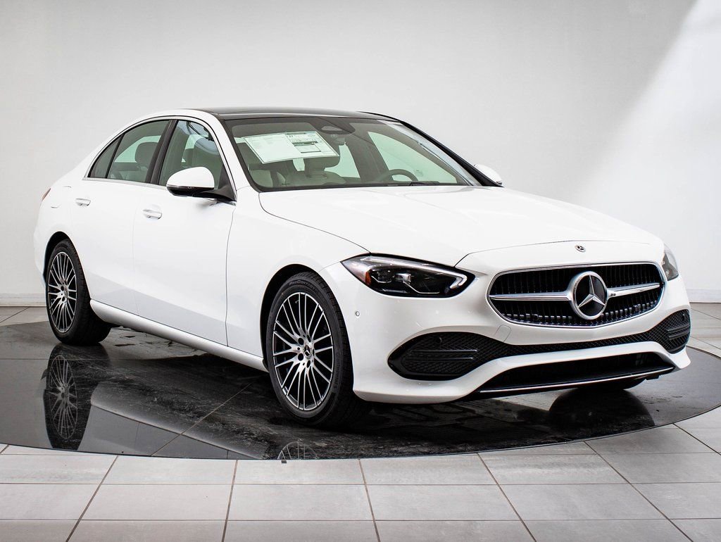 Used 2025 Mercedes-Benz C 300 4MATIC Sedan image 12