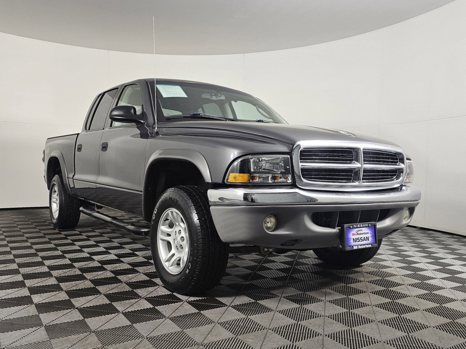 Used 2004 Dodge Dakota SLT w/ Deluxe Convenience Group