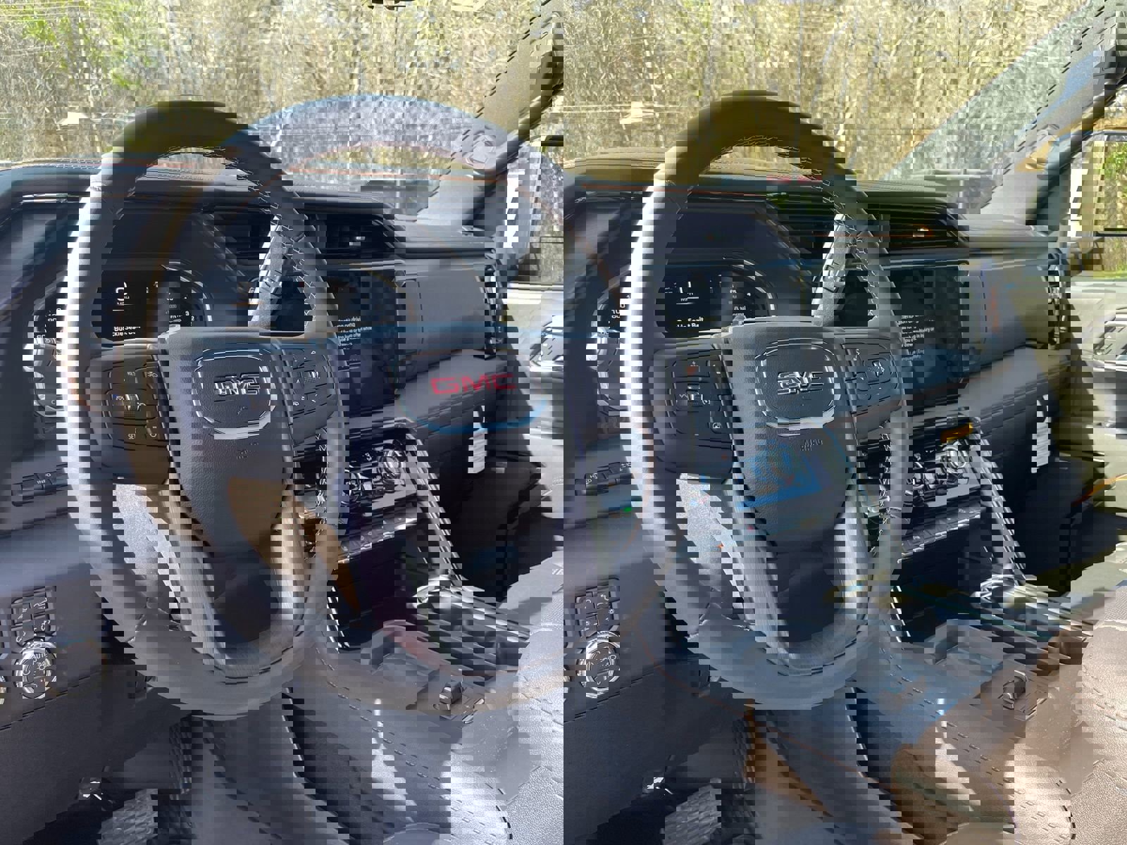 New 2026 GMC Sierra 2500 AT4 w/ AT4 Premium Plus Package image 22