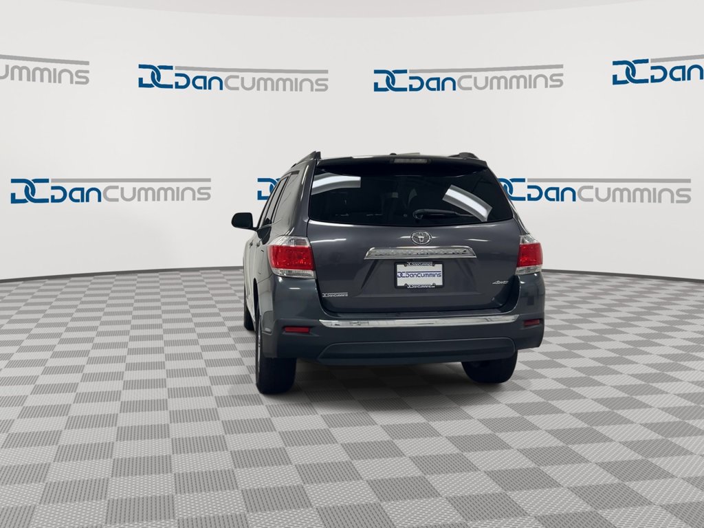 Used 2012 Toyota Highlander SE w/ Tow Pkg AWD/4WD image 7