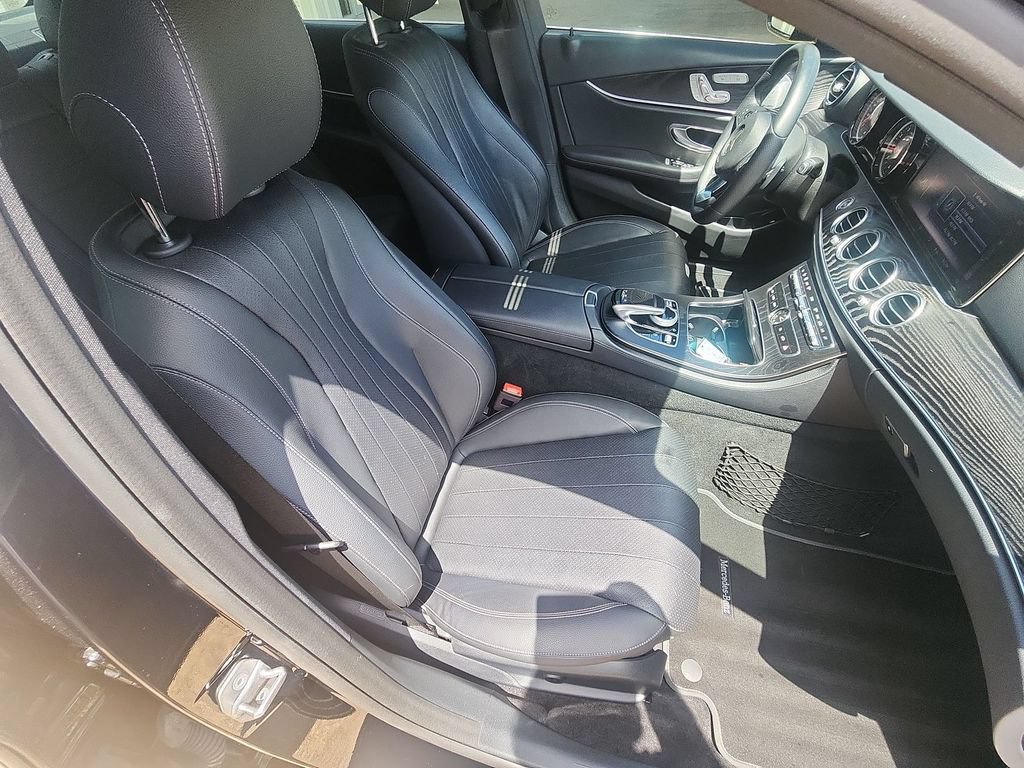 Used 2018 Mercedes-Benz E 300 image 29