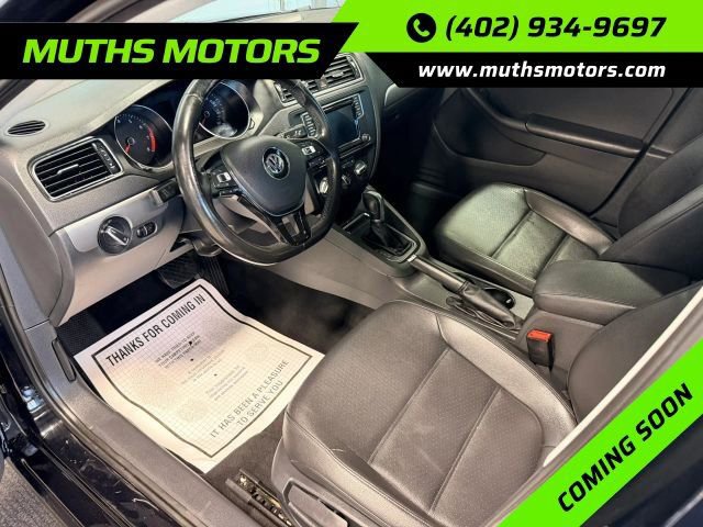 Used 2016 Volkswagen Jetta SE FWD image 6