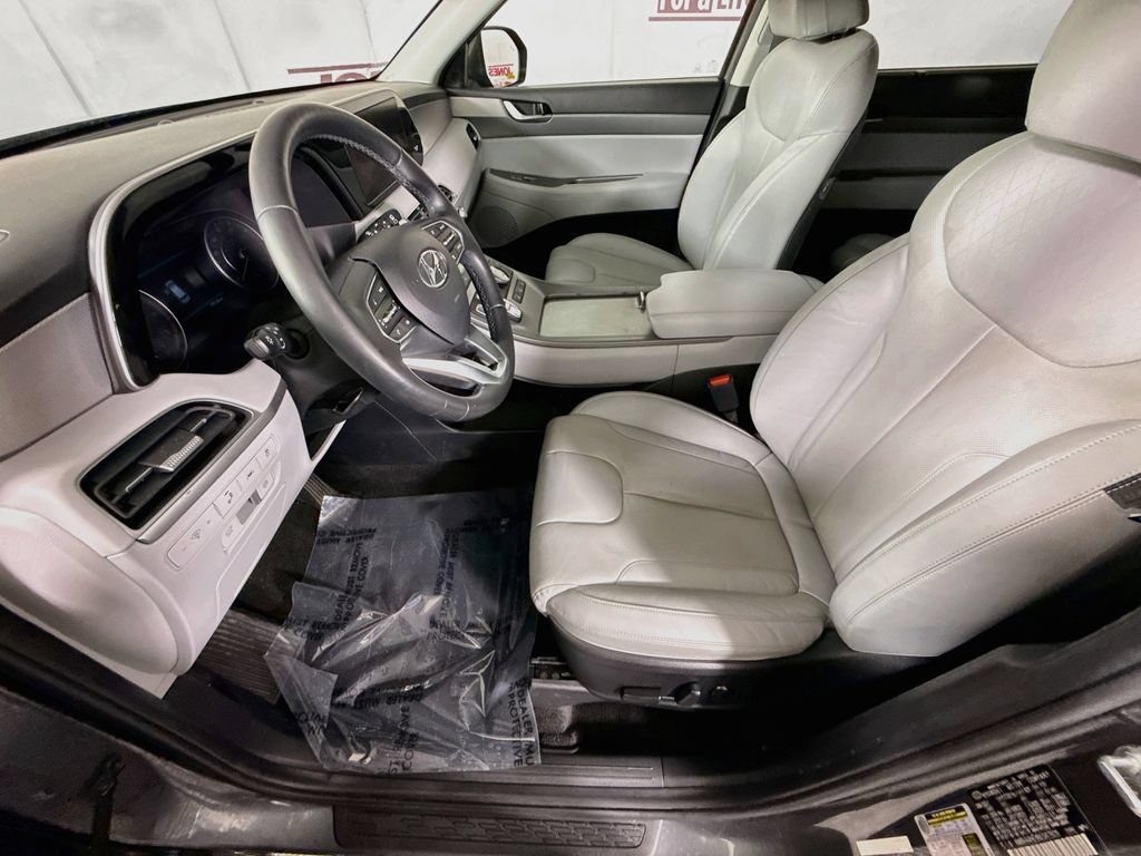Certified 2022 Hyundai Palisade SEL w/ 8P Bench Seat Package FWD image 27