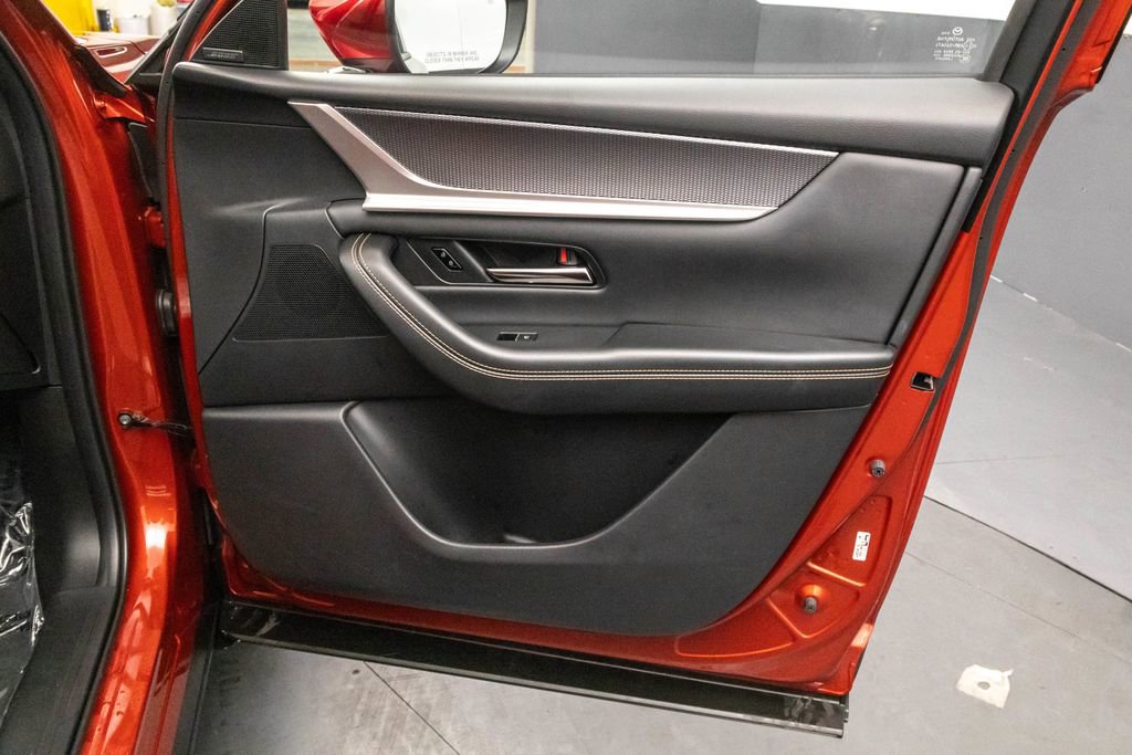 Used 2025 MAZDA CX-90 Plug-In Hybrid w/ Premium Plus image 37