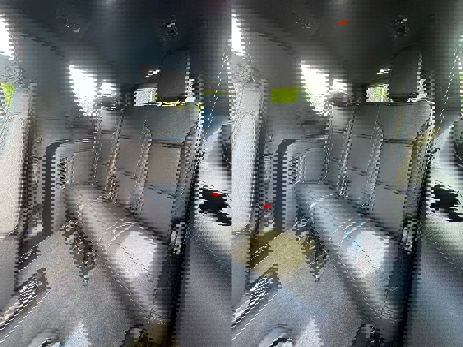 Used 2021 GMC Yukon XL Denali w/ Denali Ultimate Package image 11