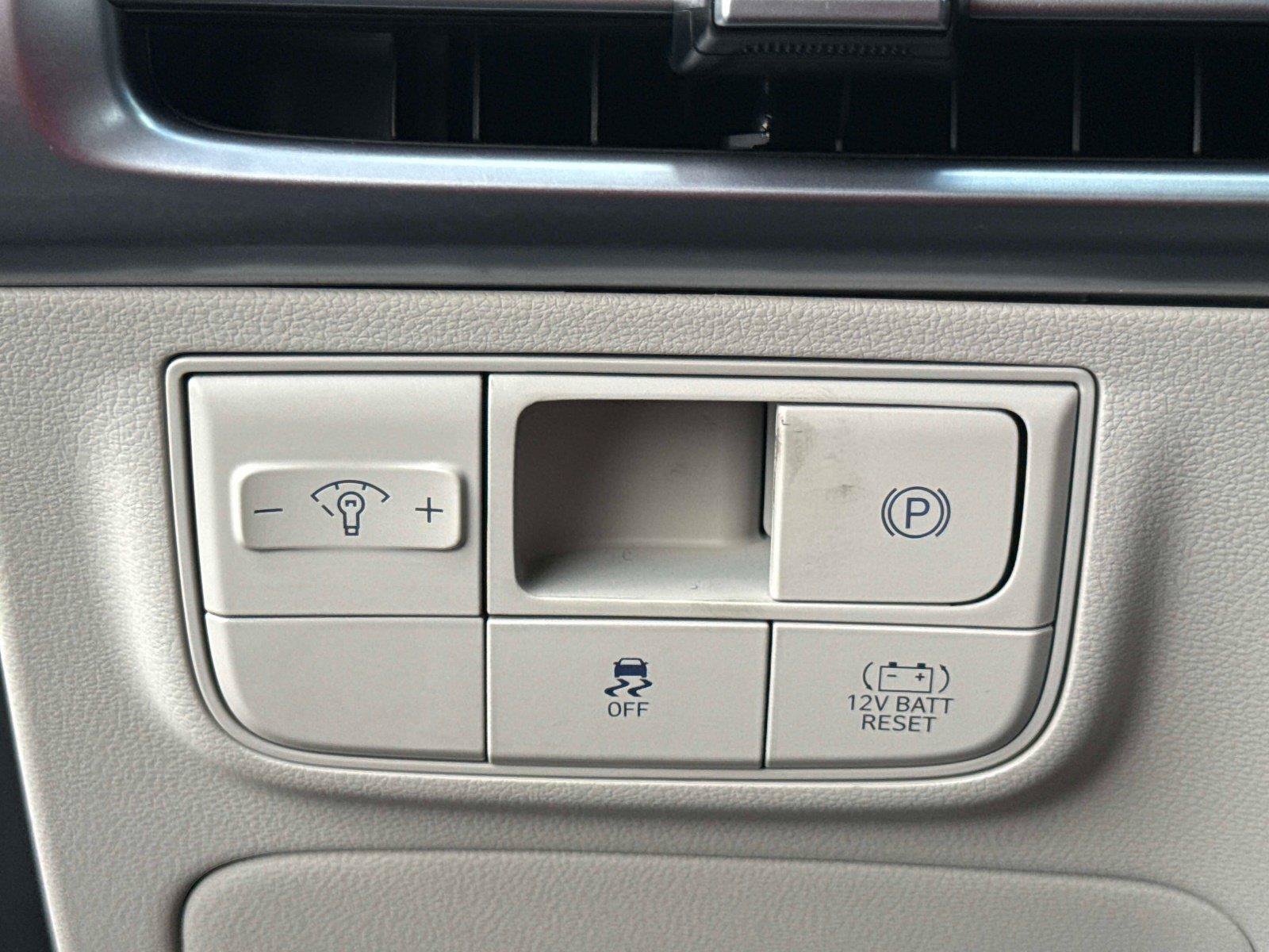 Used 2026 Hyundai Tucson Blue SE AWD/4WD image 30