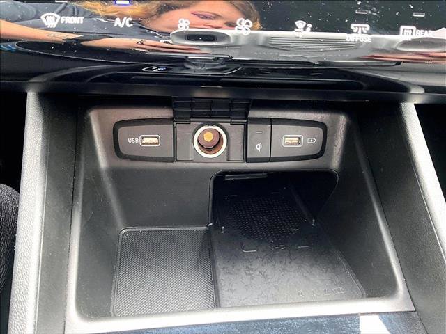 Used 2022 Hyundai Santa Cruz SEL Premium image 24