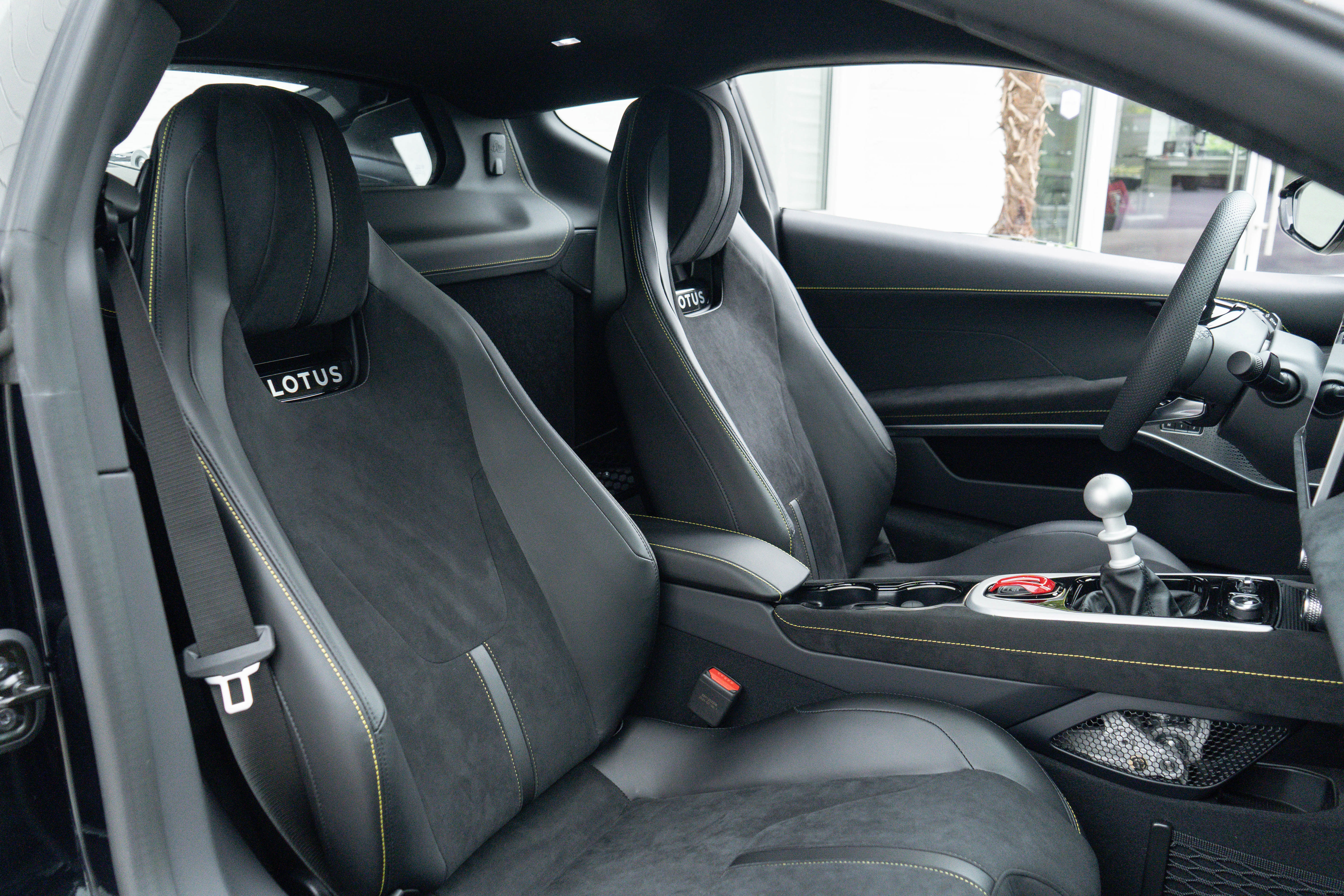 New 2025 Lotus Emira image 29