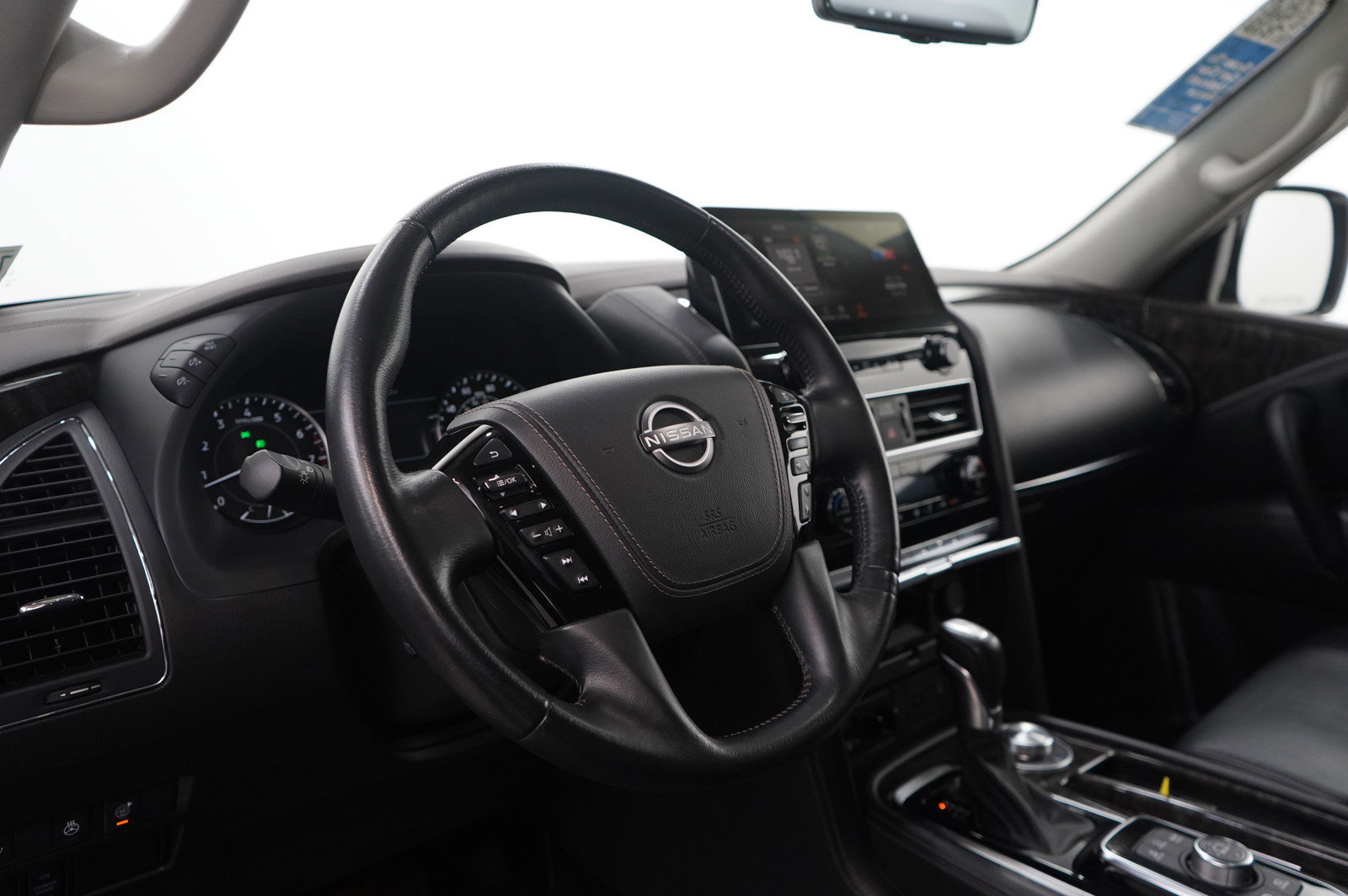 Used 2023 Nissan Armada Platinum w/ Cargo Package image 19