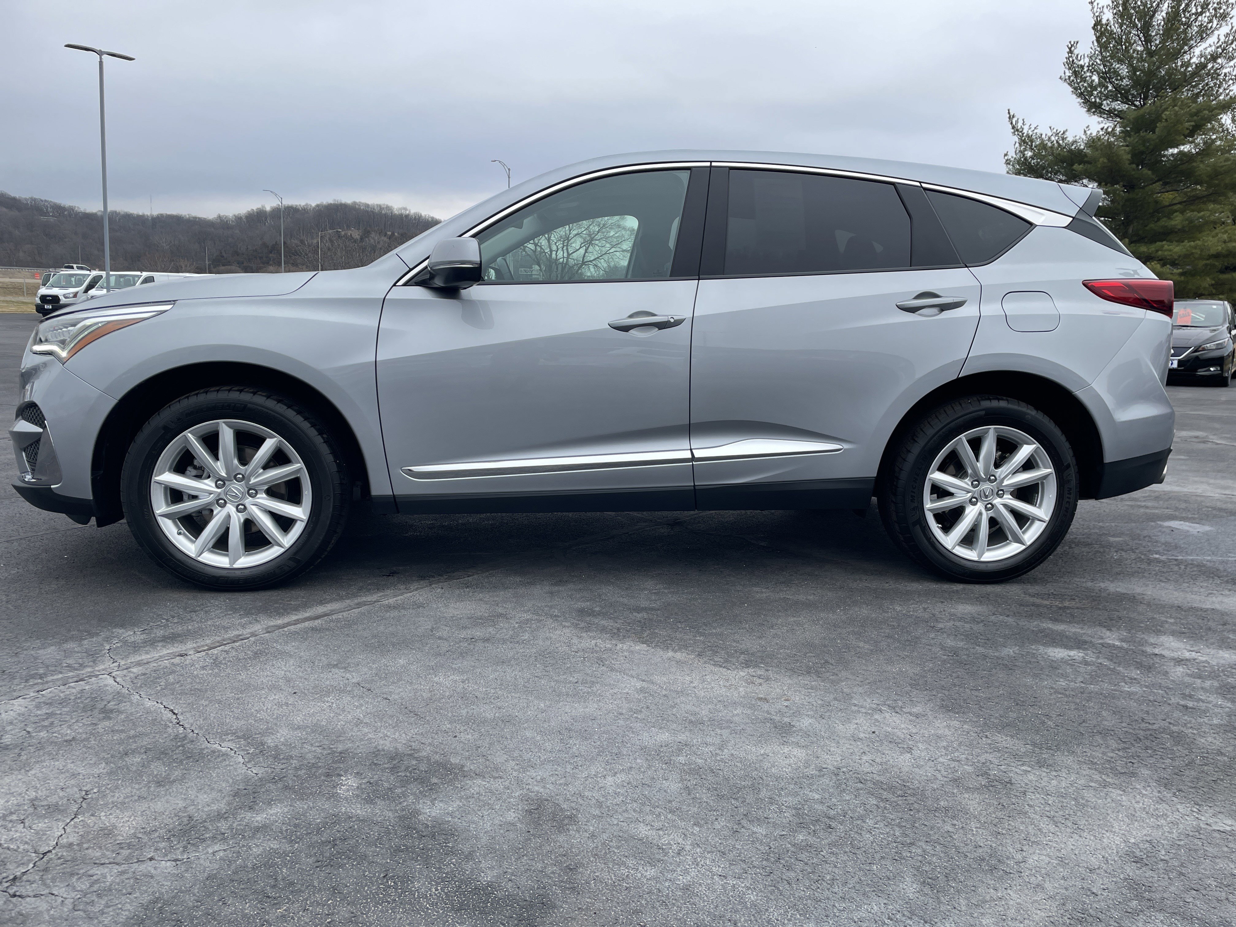 Used 2019 Acura RDX AWD image 2