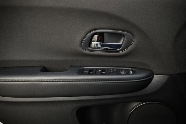Certified 2020 Honda HR-V Sport image 15