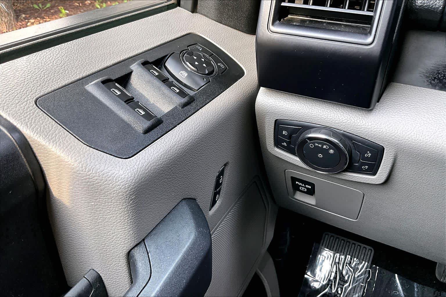 Used 2019 Ford F150 XL w/ Equipment Group 101A Mid AWD/4WD image 34