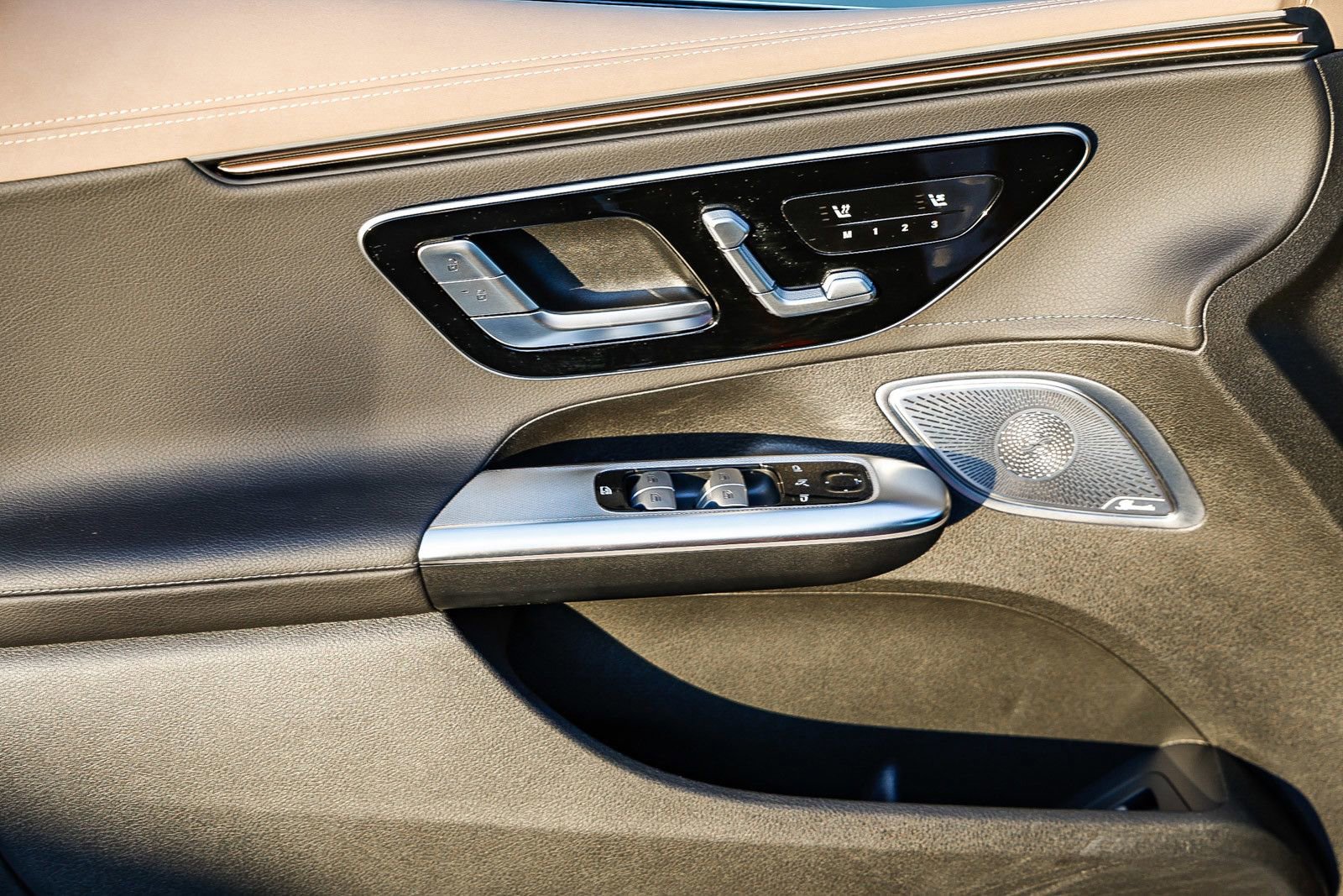 Certified 2023 Mercedes-Benz EQE AMG 4MATIC Sedan image 21