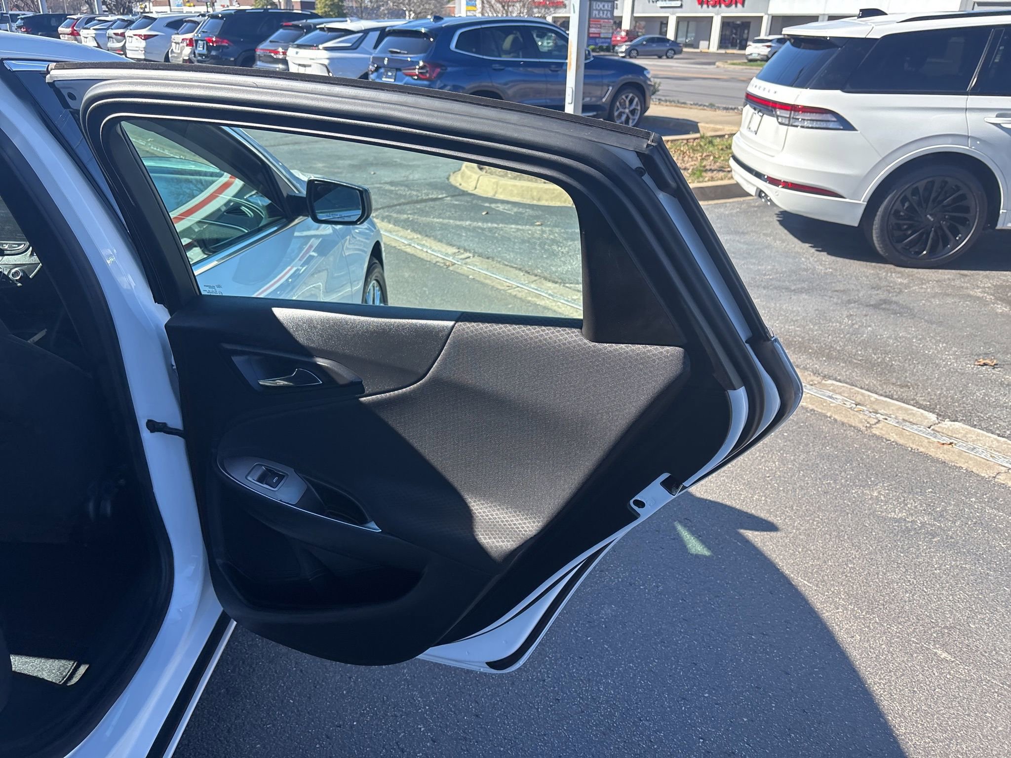 Used 2020 Chevrolet Malibu LT FWD image 20