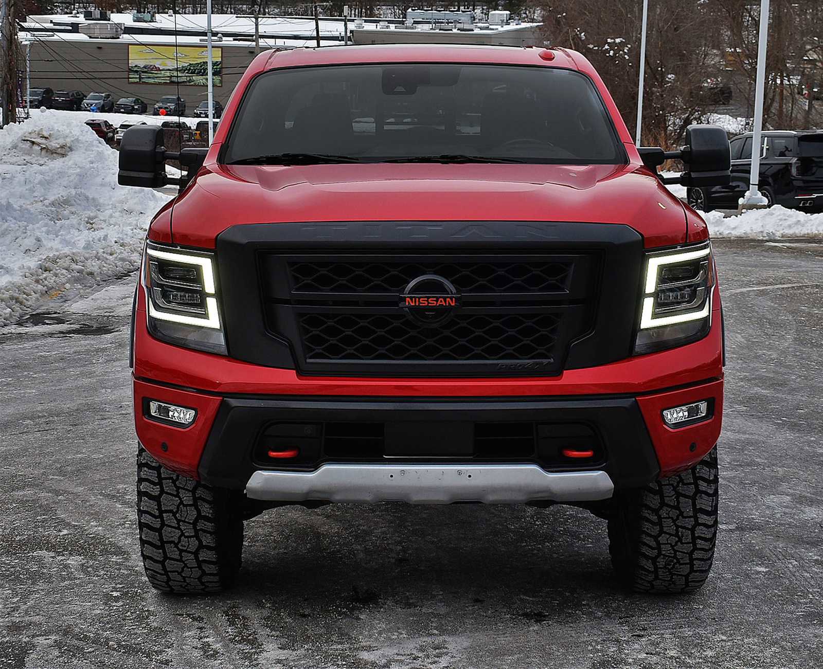 Used 2021 Nissan Titan PRO-4X w/ Pro-4x Convenience Package image 6