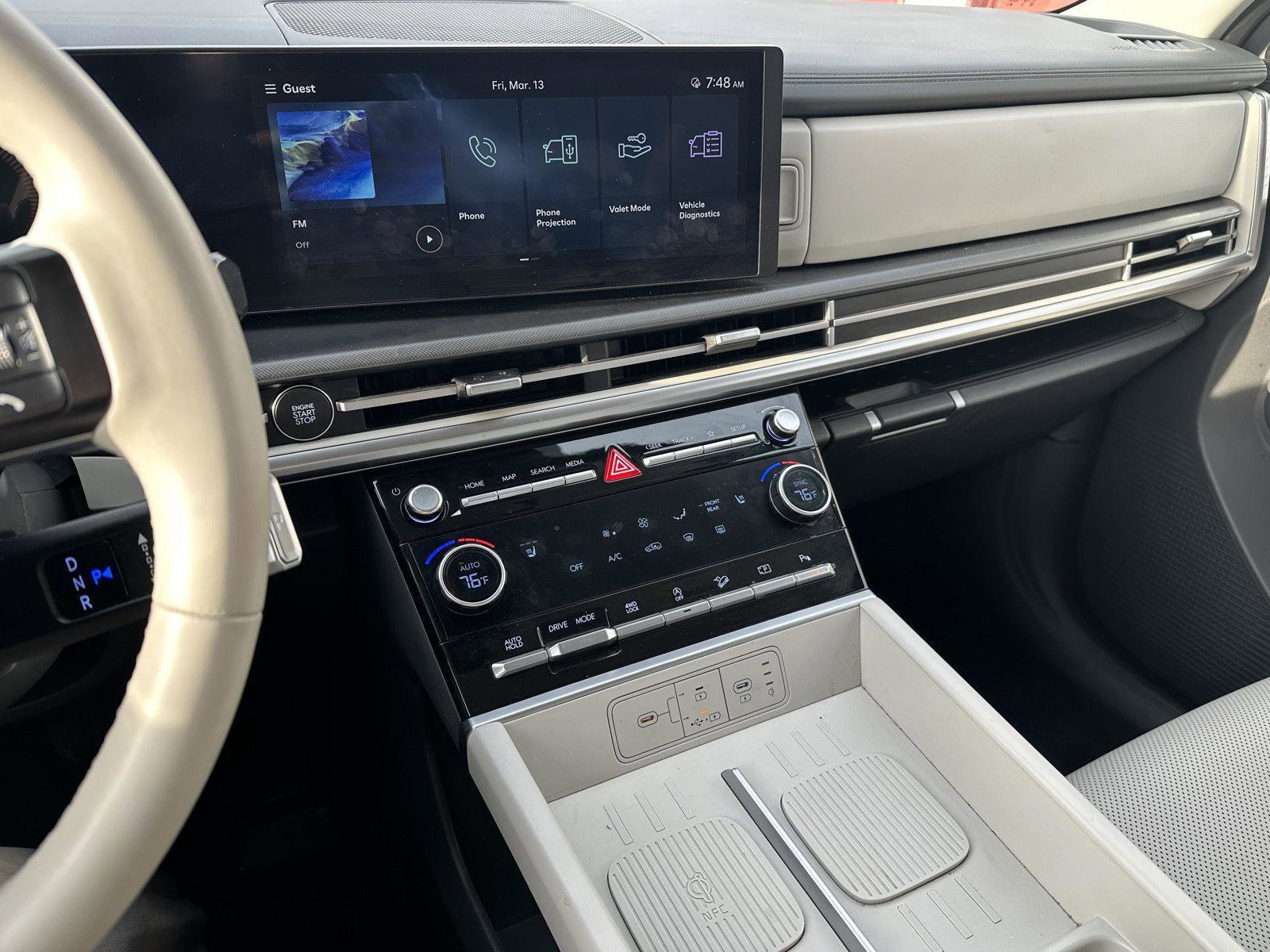 Used 2025 Hyundai Santa Fe SEL image 11