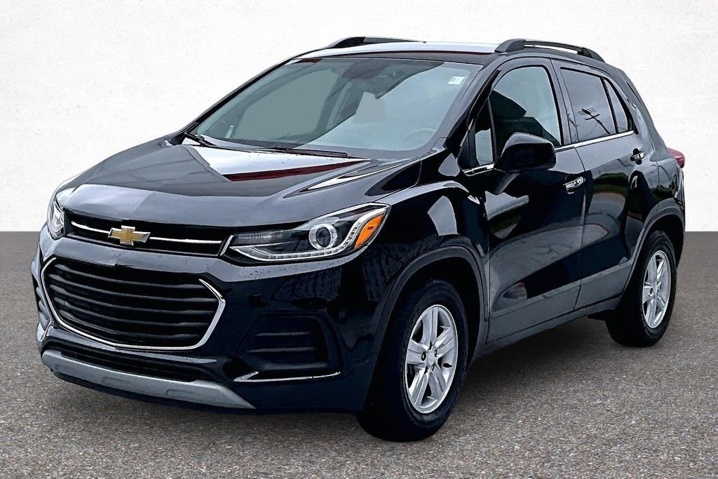 Used 2020 Chevrolet Trax LT w/ LT Convenience Package FWD image 4
