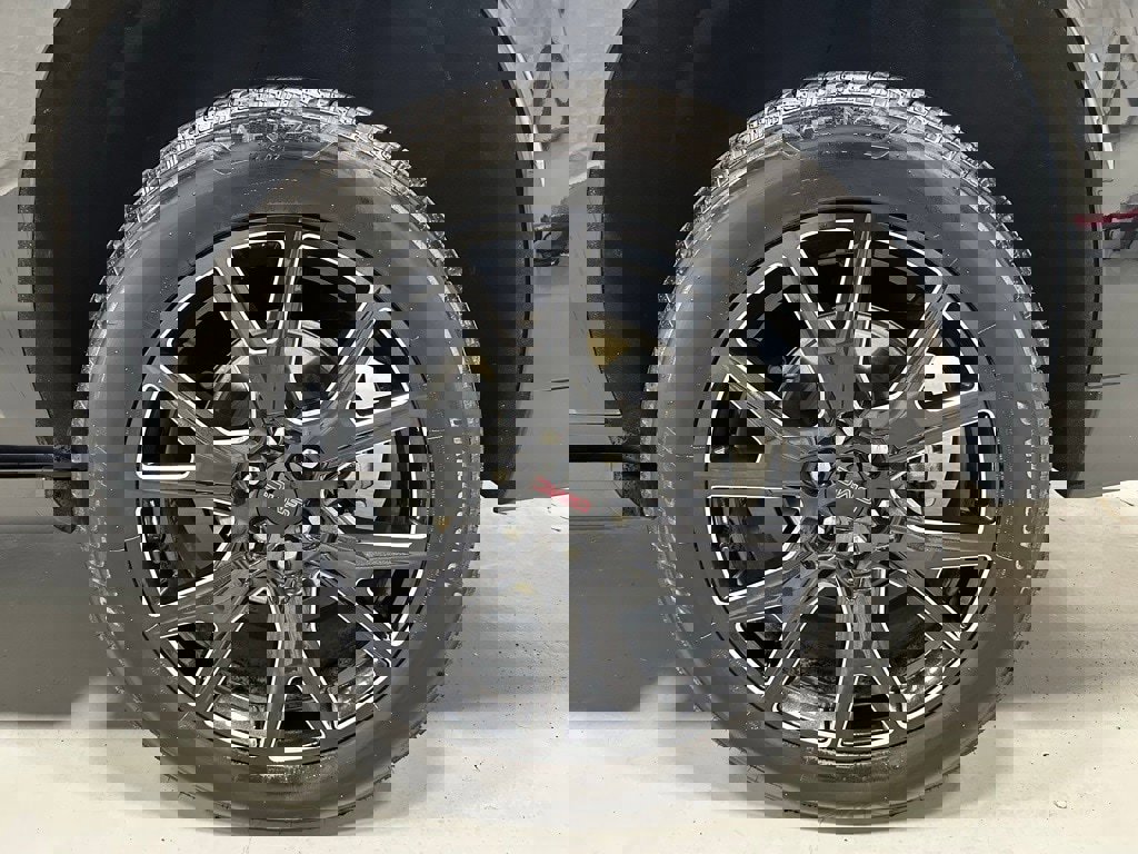 Used 2025 GMC Yukon XL Denali w/ Sun & Power Step Package image 62