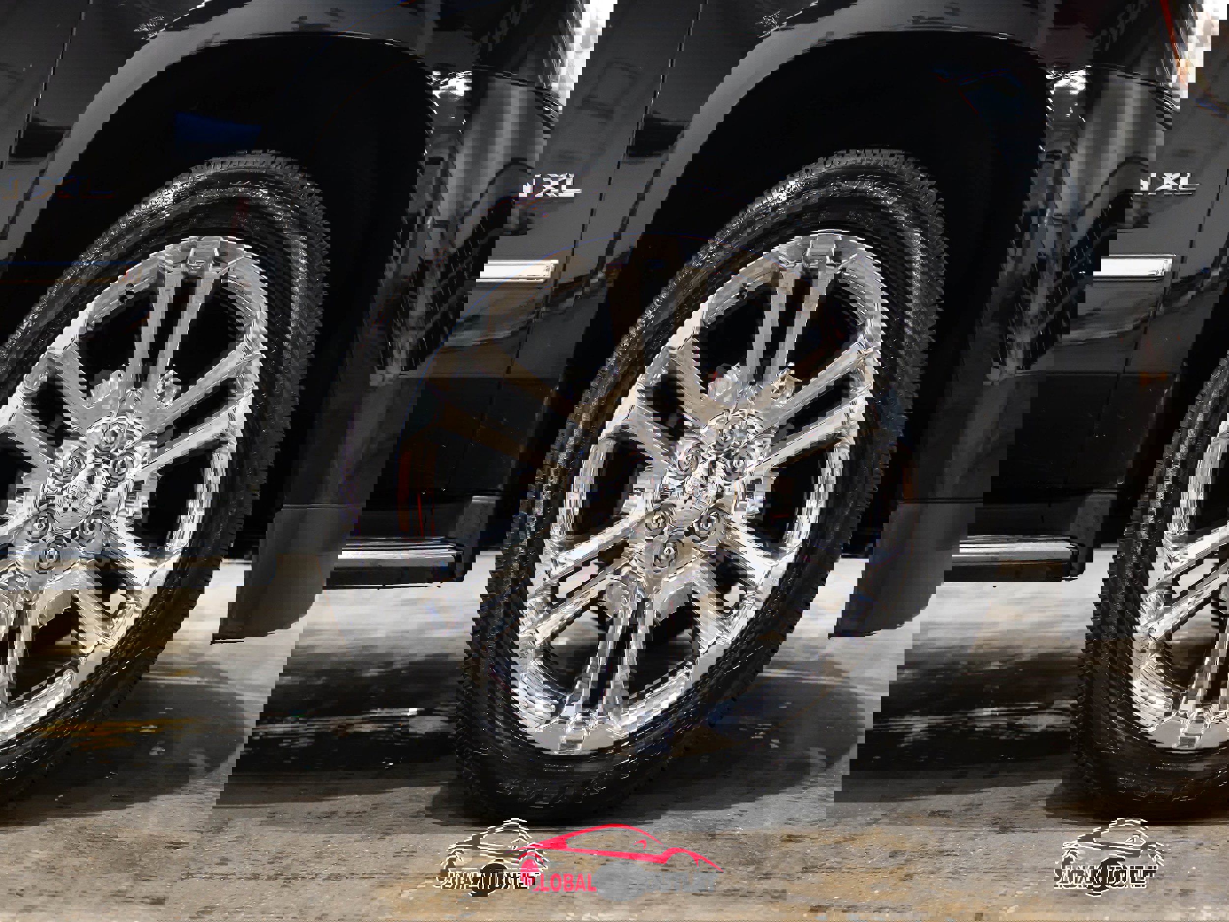 Used 2019 GMC Yukon XL SLT w/ Premium Edition image 10