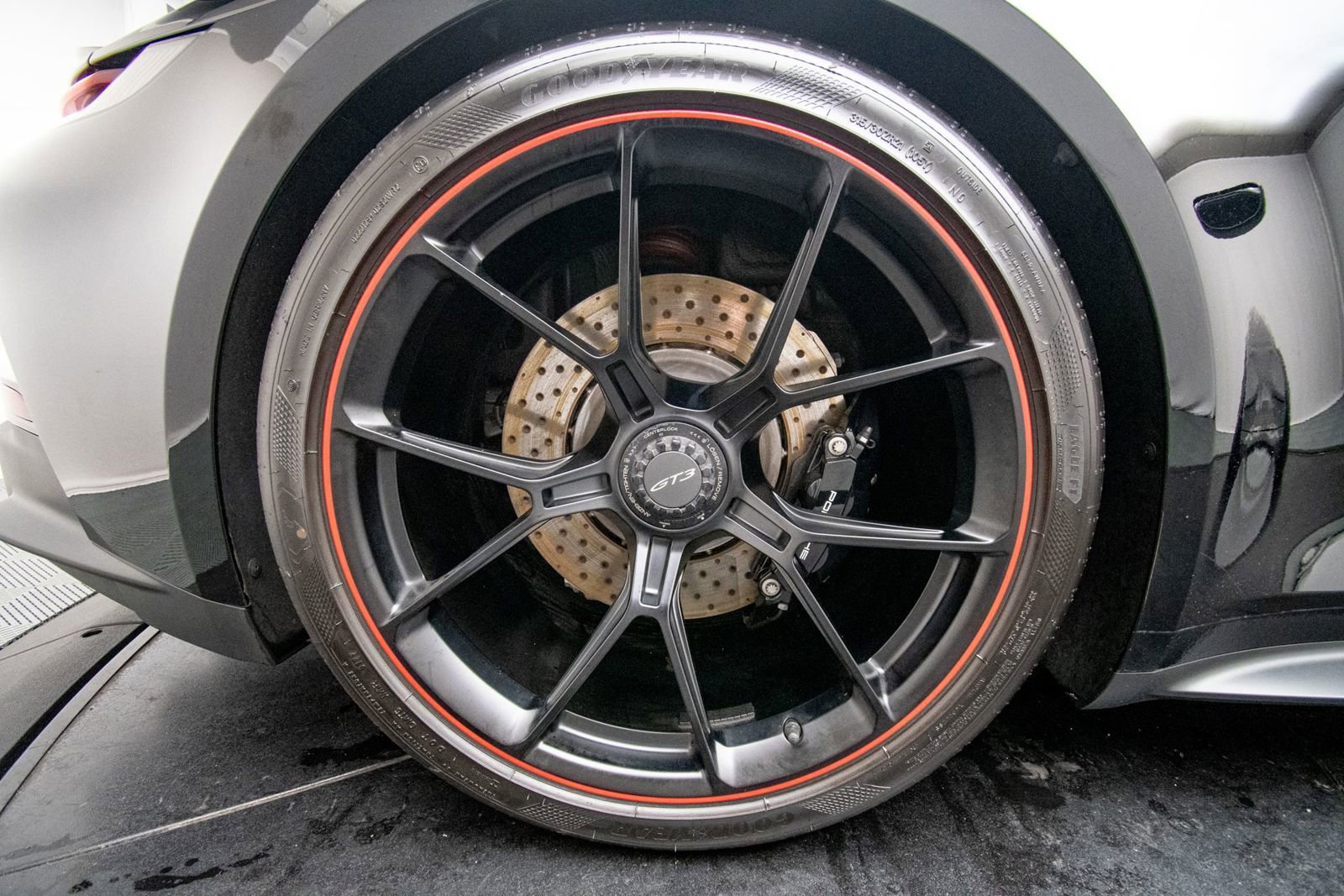 Used 2022 Porsche 911 GT3 RWD image 44