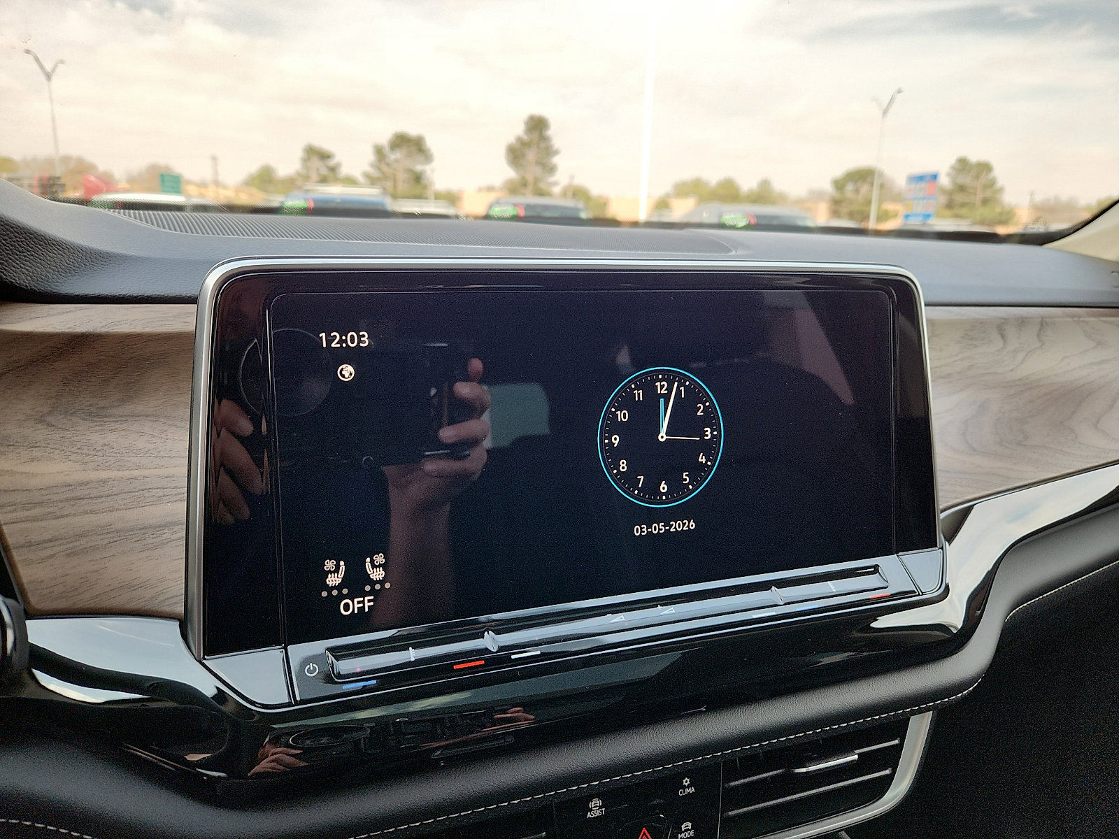 New 2026 Volkswagen Atlas SE image 19