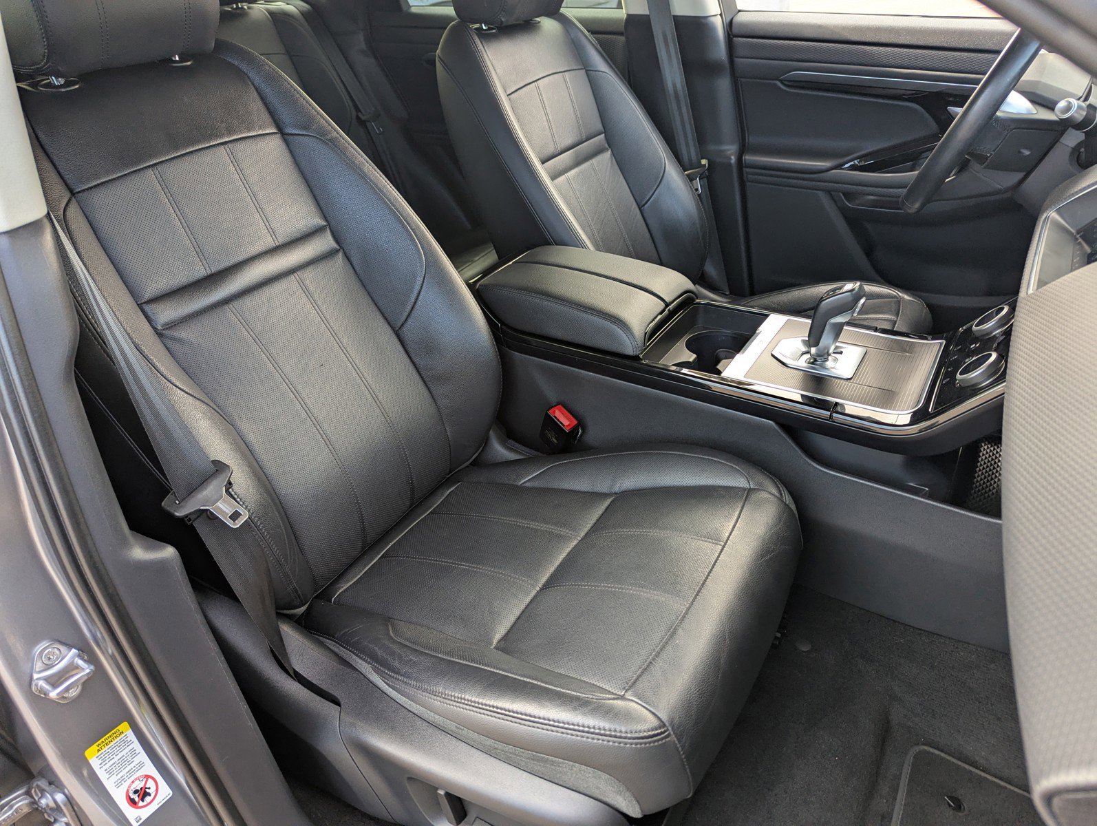 Used 2020 Land Rover Range Rover Evoque S image 11